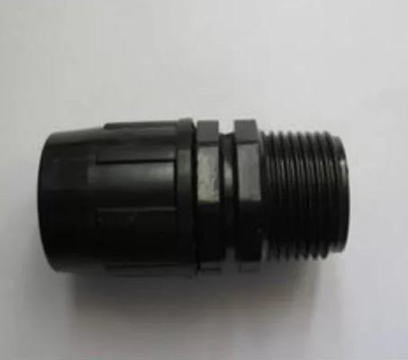 Egyenes összekötő 20mm x  1/2